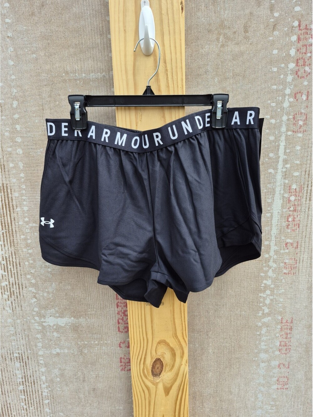 Under Armour Shorts Womens Large Black Loose Play Up 3.0 Active Training Gym $30